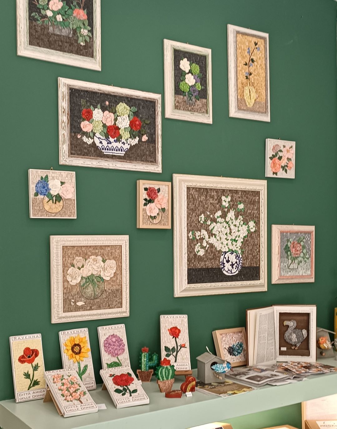 Dettaglio dello showroom di Dimensione Mosaico .