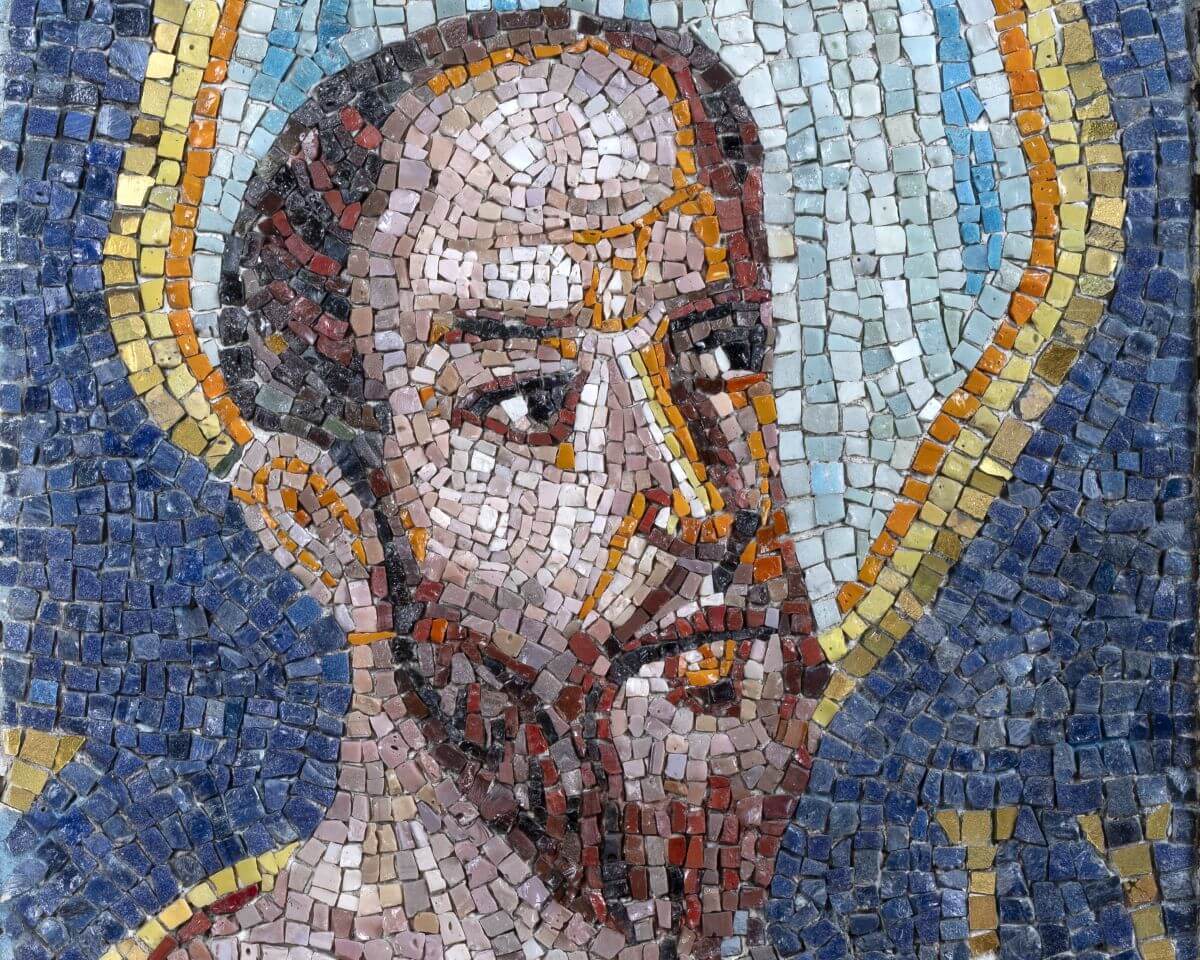 Mosaico con il volto di San Paolo.