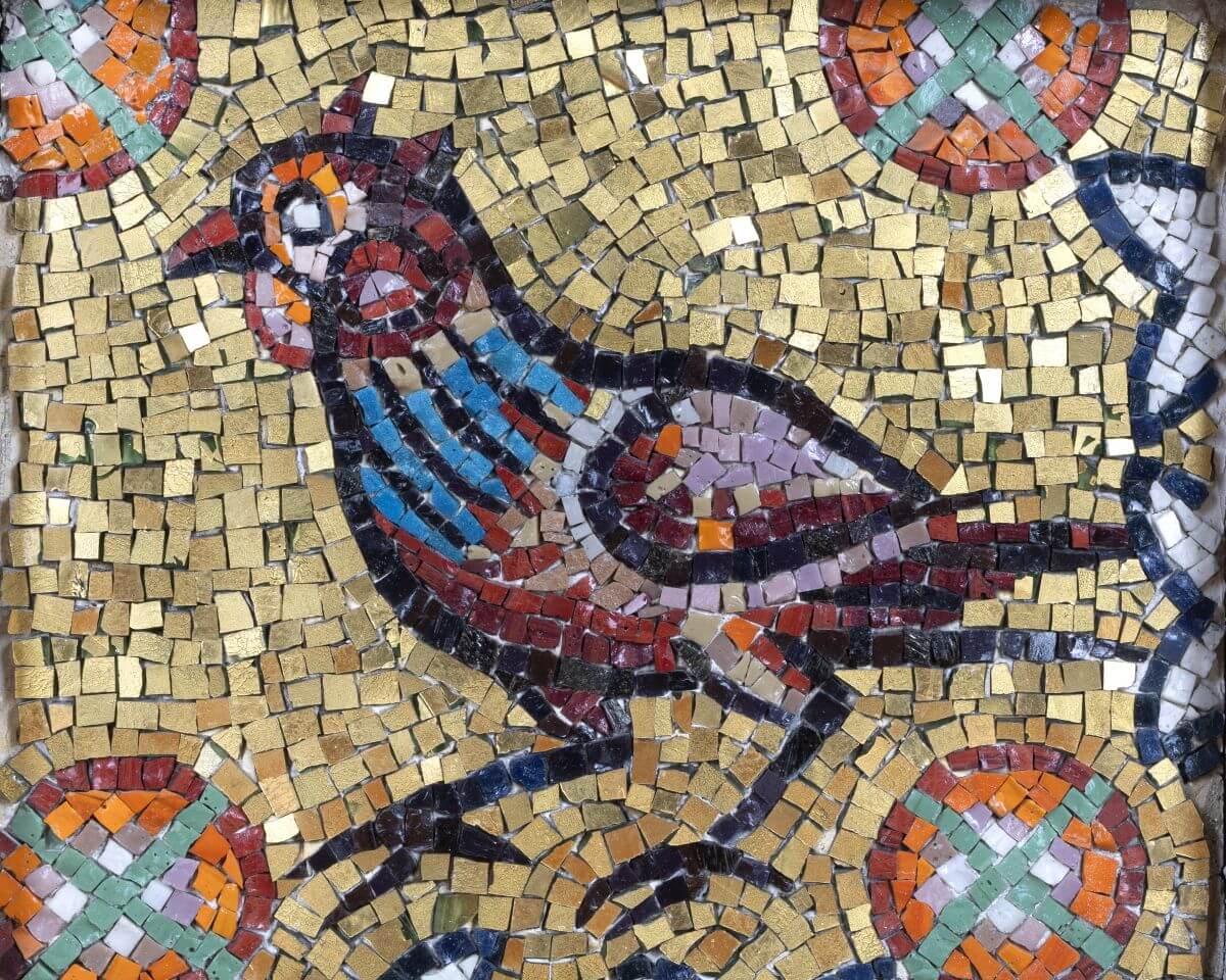 Foto del mosaico con il fagiano.